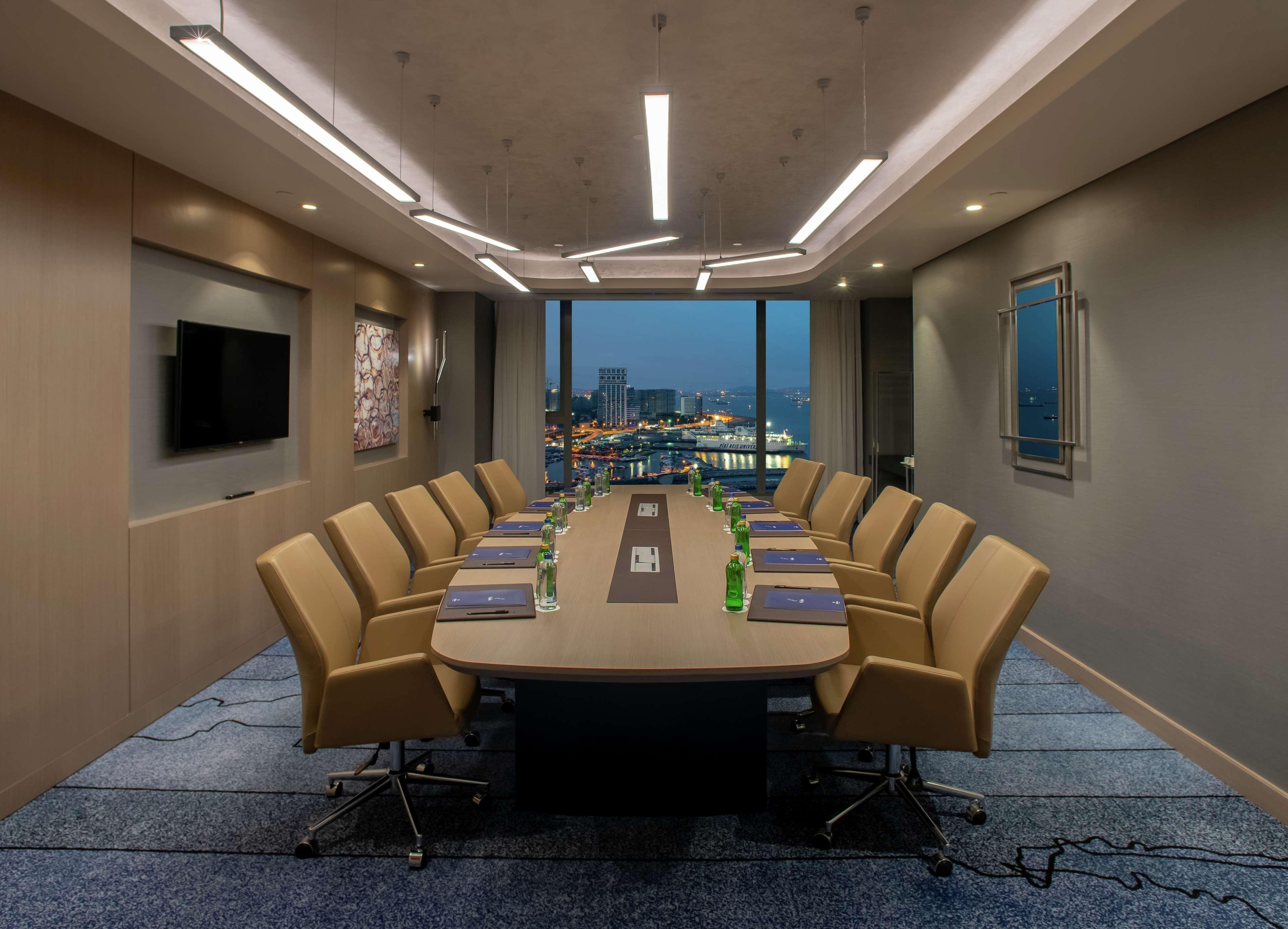 힐튼 이스탄불 바키르코이 호텔 외부 사진 Meeting room