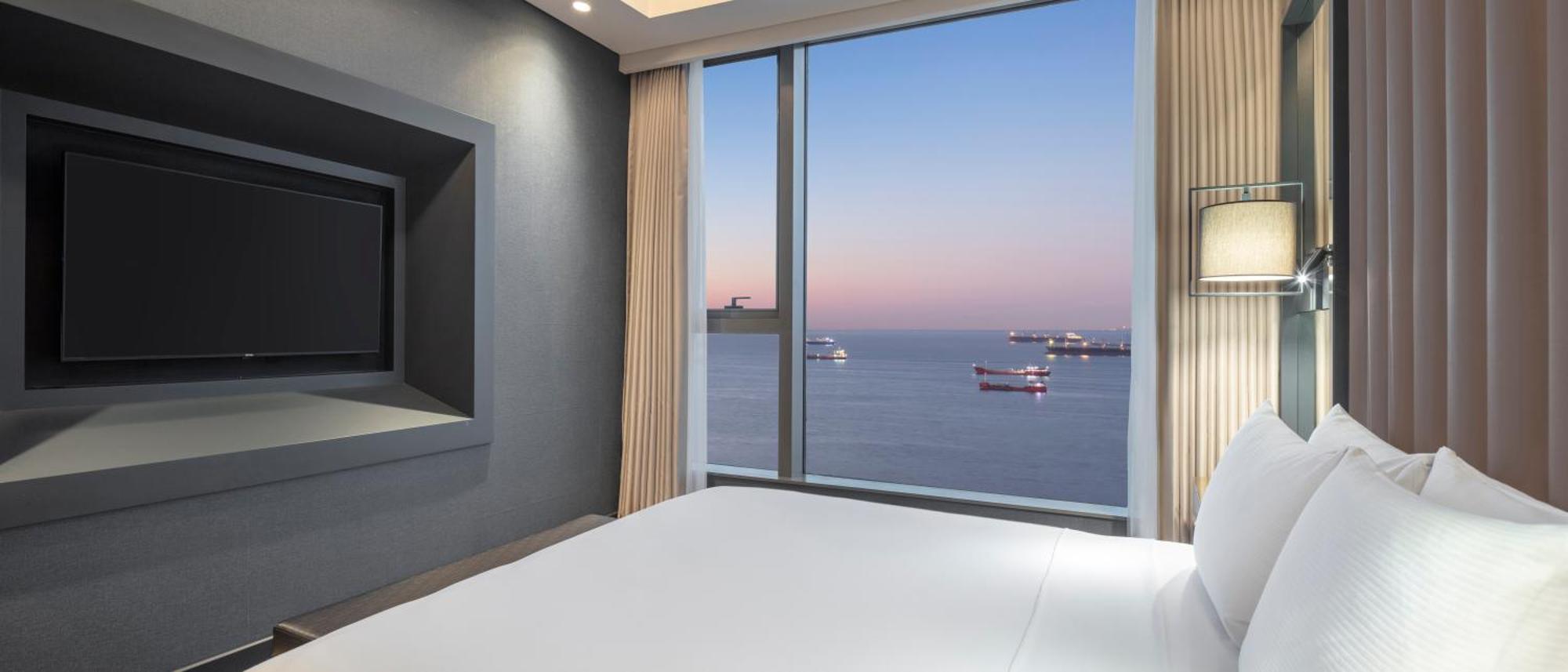 힐튼 이스탄불 바키르코이 호텔 외부 사진 A bedroom at the hotel